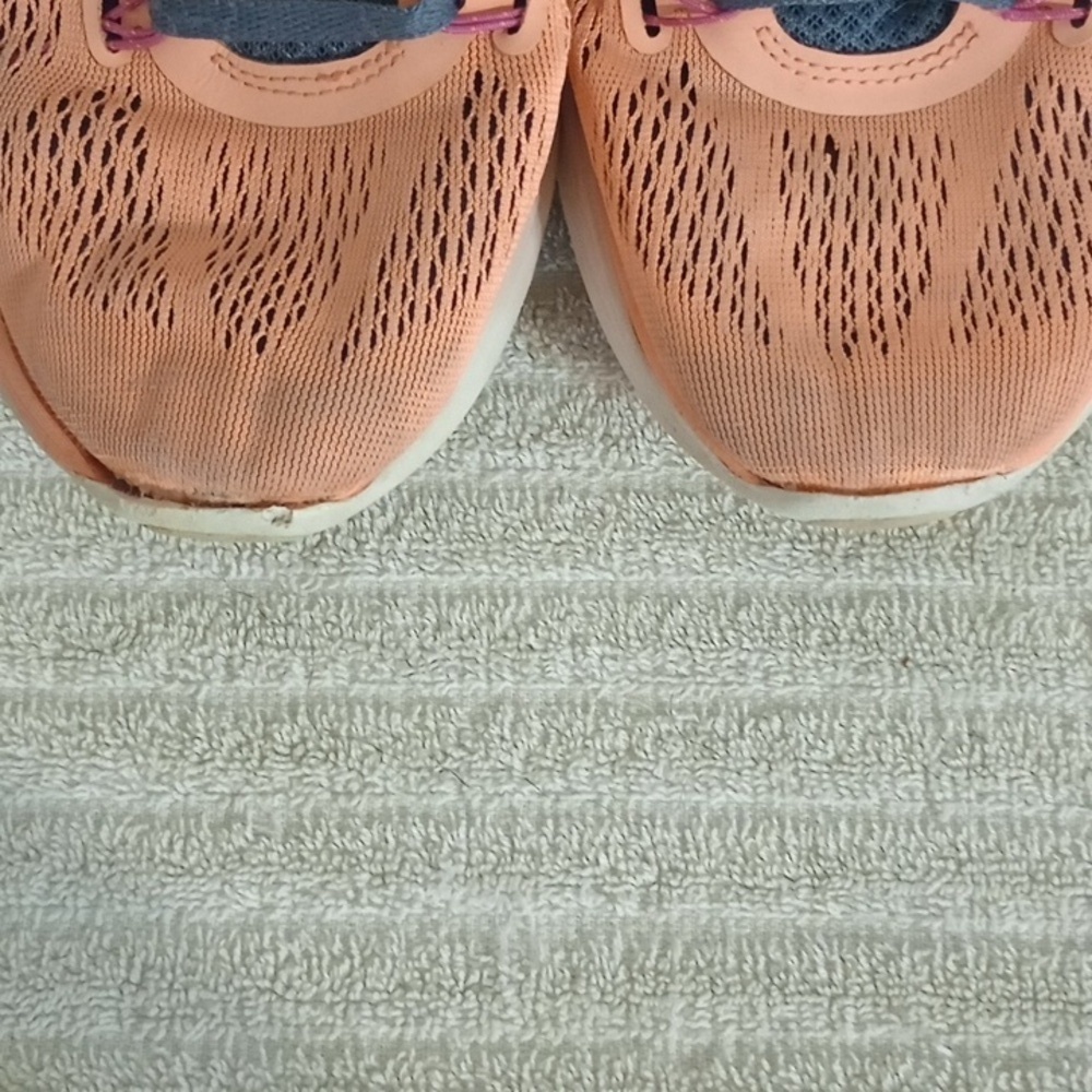 Nike Women's Coral and Gray Lunar glide 5 Athletic Shoes Size 9 - Picture 2 of 8